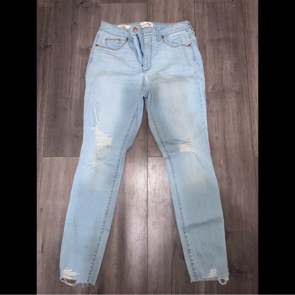 High waisted skinny jeans